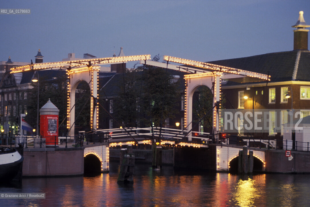 OLANDA , AMSTERDAM : IL PONTE MAGERE BRUG -  © 2002 Graziano Arici/Rosebud2 / GEO