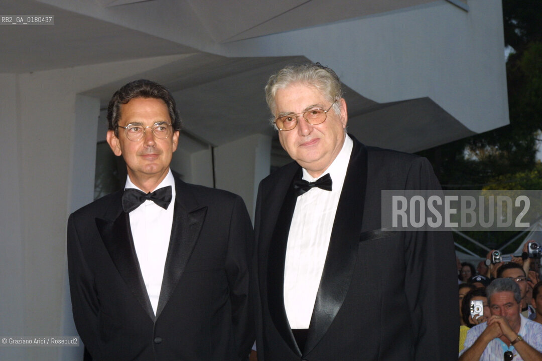 29/08/02 - 59. INTERNATIONAL FILM FESTIVAL IN VENICE LIDO :   THE PRESIDENT OF BIENNALE FRANCO BERNABE WITH THE DIRECTOR OF VENICE FILM FESTIVAL MORITZ DE HADELN  - © 2002 Graziano Arici/Rosebud2  -  MOSTRA DEL CINEMA /