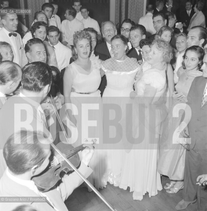 THE RUSSIAN DELEGATION - VENICE - 1953 - © ARCHIVIO Graziano Arici/Rosebud2  / DELEGAZIONE RUSSA