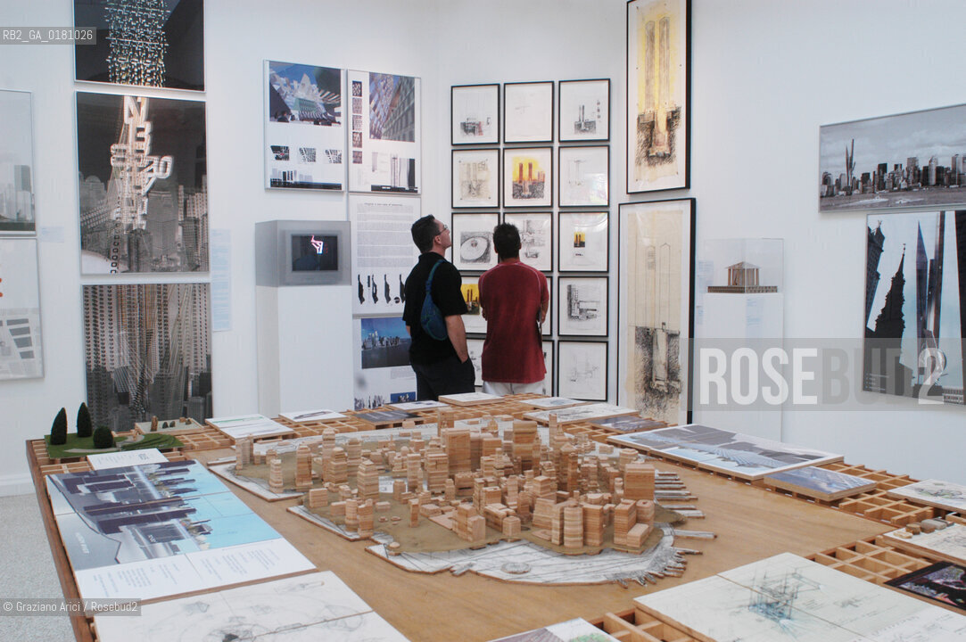 NEXT  VENICE BIENNALE 8. INTERNATIONAL ARCHITECTURE EXHIBITION - USA:  THE WORLD TRADE CENTER - PAST, PRESENT AND FUTURE - ©Graziano Arici/Rosebud2 - ARCHITETTURA