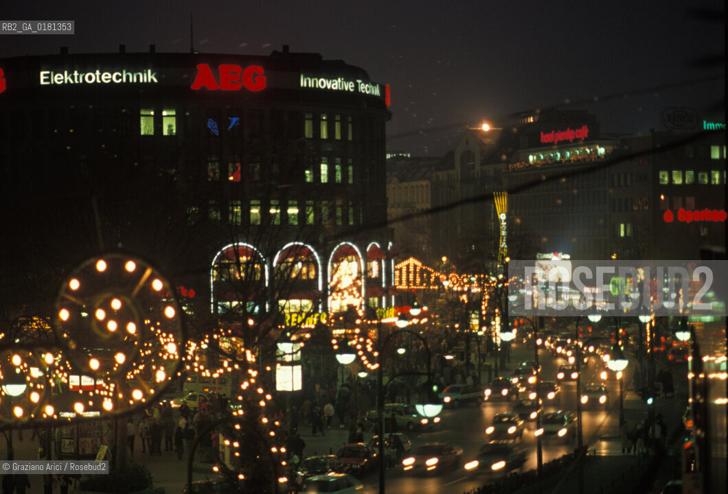 (GERMANIA) BERLINO 1989 : KURFURSTENDAMM  - ©Graziano Arici/Rosebud2 / GEO