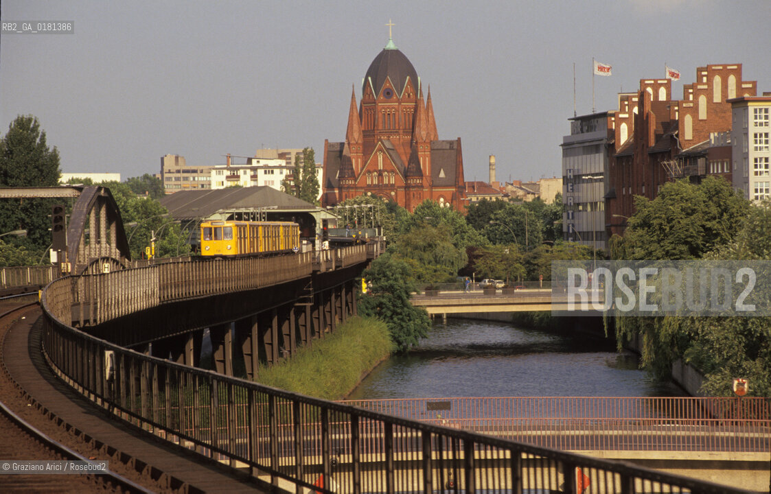 (GERMANIA) BERLINO 1989 :METROPOLITANA    - ©Graziano Arici/Rosebud2 / GEO