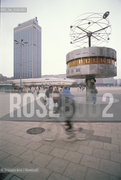 (GERMANIA) BERLINO 1991 : ALEXANDERPLATZ    - ©Graziano Arici/Rosebud2 / GEO