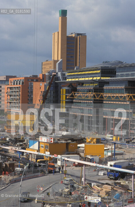 (GERMANIA) BERLINO 1999 : POTZDAMER PLATZ  - ©Graziano Arici/Rosebud2 / GEO / ARCHITETTURA MODERNA / CONTENPORANEA