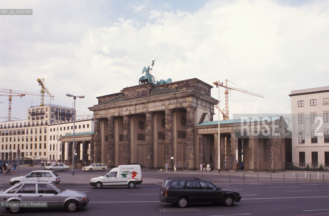 (GERMANIA) BERLINO 1999 : PORTA DI BRANDEBURGO     - ©Graziano Arici/Rosebud2 / GEO