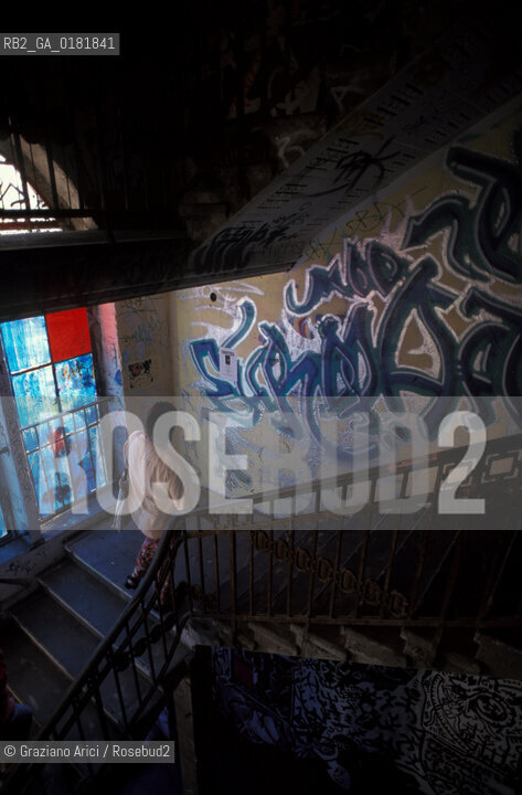 (GERMANIA) BERLINO 1999 :CENTRO SOCIALE IN ORANIENBURGERSTRASSE    - ©Graziano Arici/Rosebud2 / GEO