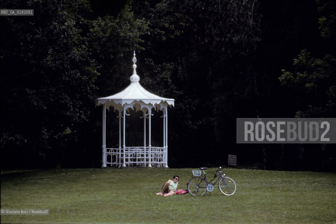 GERMANIA ( BADEN-WURTTEMBERG ) BADEN-BADEN : IL  PARCO DEL LICHTENTALER ALLEE   - © 1996 Graziano Arici/Rosebud2 / GEO /  TERME