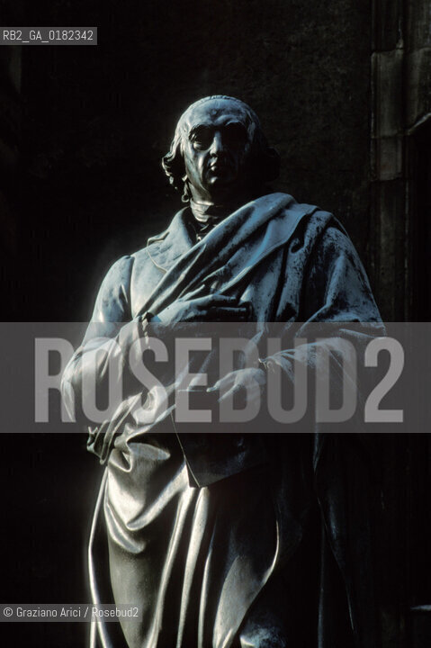 GERMANIA (TURINGIA) WEIMAR  : MONUMENTO A HERDER  - © 1994 Graziano Arici/Rosebud2 / GEO / LETTERATURA