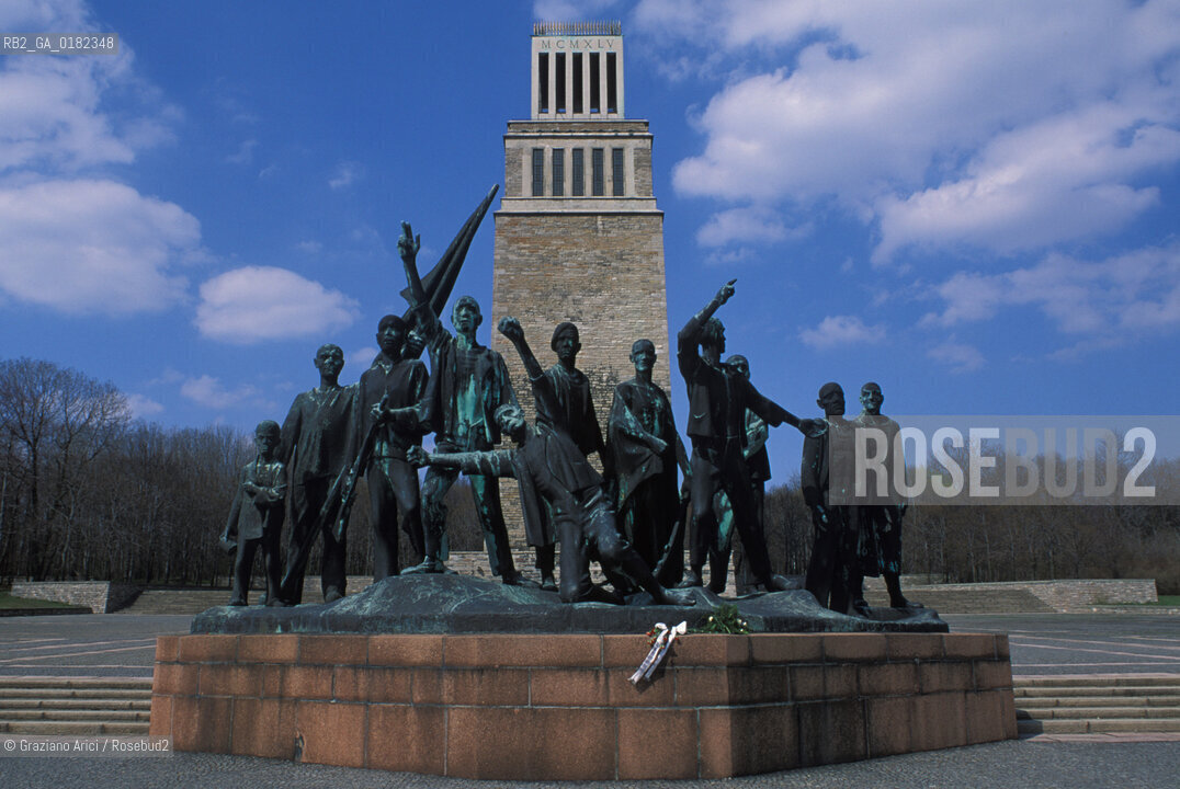 GERMANIA (TURINGIA) WEIMAR  : CAMPO DI CONCENTRAMENTO E DI STERMINIO DI BUCHENWALD - MONUMENTO COMMEMORATIVO - © 1994 Graziano Arici/Rosebud2 / GEO / EBREI