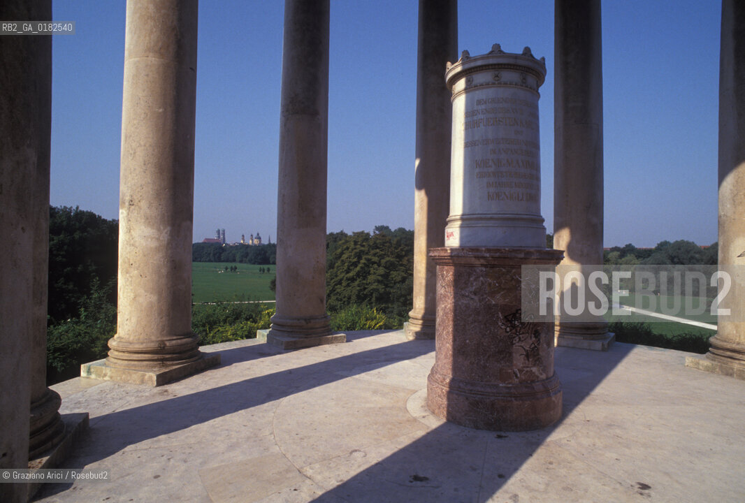 GERMANIA ( BAVIERA ) MONACO :  IL PARCO ENGLISCHER GARTEN    - © 1996 Graziano Arici/Rosebud2 / GEO