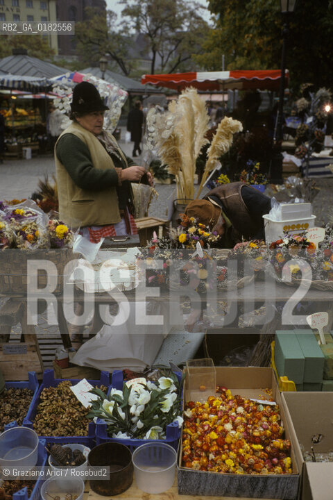 GERMANIA ( BAVIERA ) MONACO :  MERCATO DI NATALE IN MARIENPLATZ   - © 1996 Graziano Arici/Rosebud2 / GEO