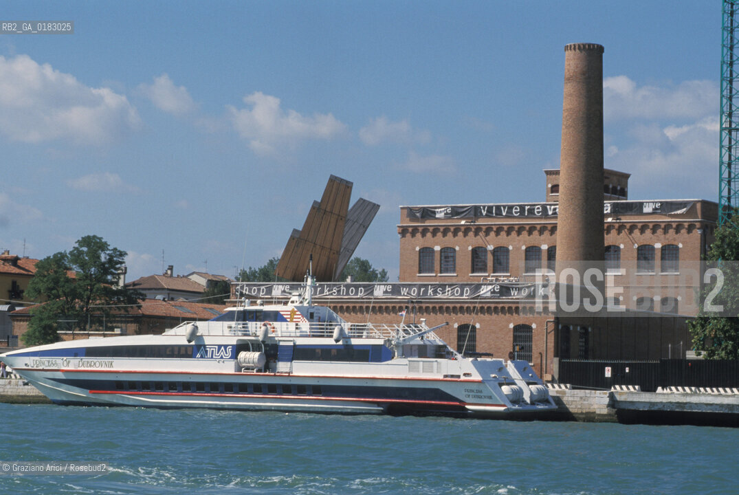 VENEZIA : IUAV - UNIVERSITA DI ARCHITETTURA - © 2002 Graziano Arici/Rosebud2 / COTONIFICIO / ARCHEOLOGIA INDUSTRIALE