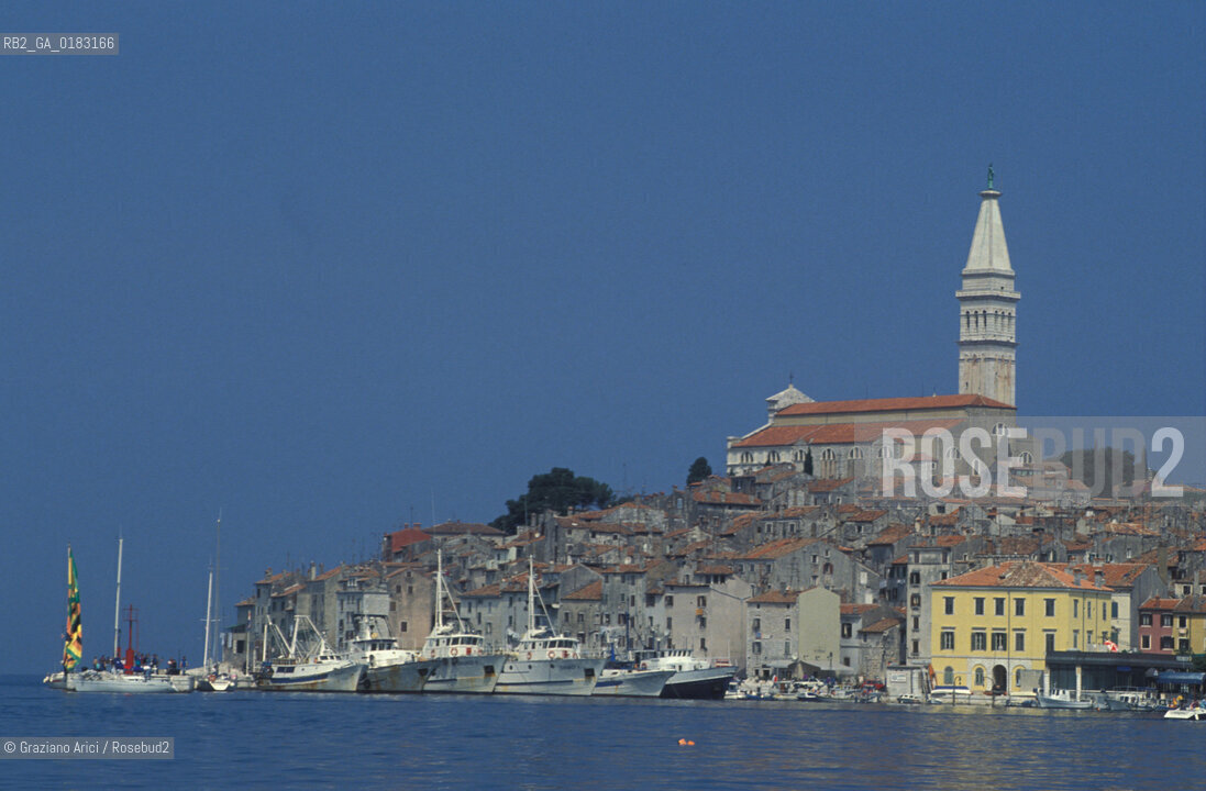 ( CROAZIA  ) ISTRIA -  ROVIGNO   :  PANORAMA  - © 2001 Graziano Arici/Rosebud2 / GEO / LINGUA / MINORANZA