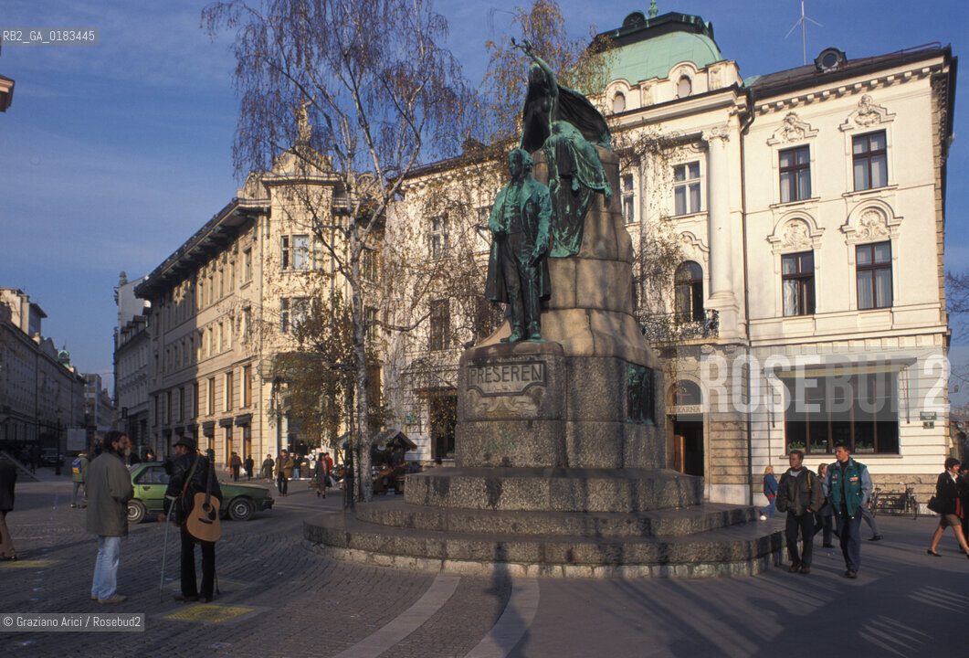 ( SLOVENIA  ) LUBIANA - PIAZZA PRESEREN   - © 2001 Graziano Arici/Rosebud2 / GEO