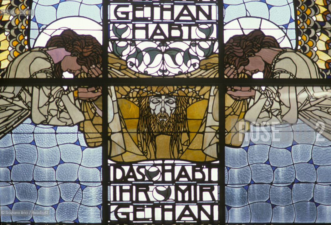 ( AUSTRIA ) VIENNA ( WIEN ) :LA CHIESA AM STEINHOF DI OTTO WAGNER - © 2001 Graziano Arici/Rosebud2 / GEO / MUSEO / ARCHITETTURA MODERNA / SECESSIONE / VETRO