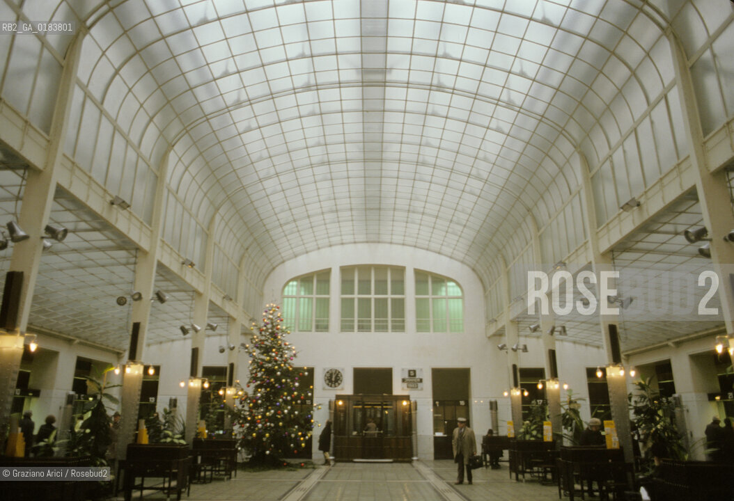 ( AUSTRIA ) VIENNA ( WIEN ) :LA POSTSPARKASSE DI OTTO WAGNER   - © 2001 Graziano Arici/Rosebud2 / GEO /  ARCHITETTURA MODERNA / SECESSIONE.