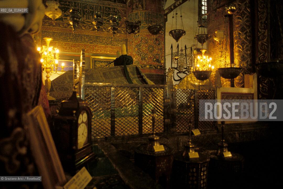 ( TURCHIA ) KONYA : MAUSOLEO DI DERVISCI DANZANTI  -  © 1986 Graziano Arici/Rosebud2 / GEO