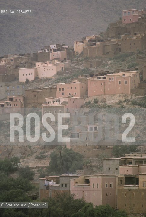 ( MAROCCO ) ATLANTE: VALLE DI TAFRAUTE  - © 1996 Graziano Arici/Rosebud2 / GEO