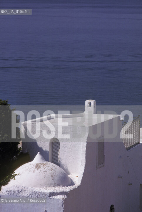 ( TUNISIA ) HAMMAMET  : LA MEDINA E IL MARE - © 1996 Graziano Arici/Rosebud2 / GEO
