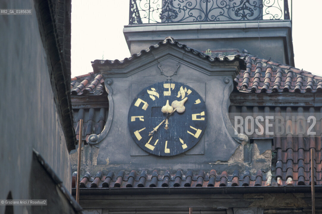 ( REPUBBLICA CECA ) PRAGA : JOSEFOV ( GHETTO EBRAICO )  - LOROLOGIO DEL MUNICIPIO EBRAICO  - © 1986 Graziano Arici/Rosebud2 / GEO / EBREI