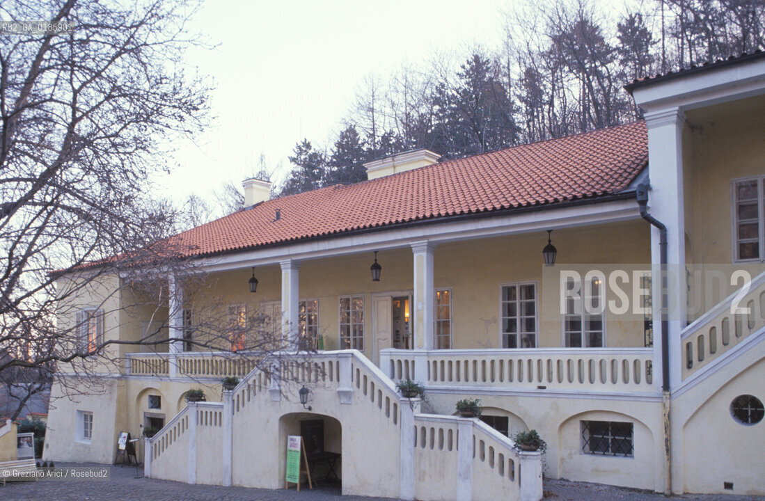 ( REPUBBLICA CECA ) PRAGA : QUARTIERE DI PETRIN - VILLA BETRAMKA DOVE MOZART COMPOSE IL DON GIOVANNI  - © 1986 Graziano Arici/Rosebud2 / GEO