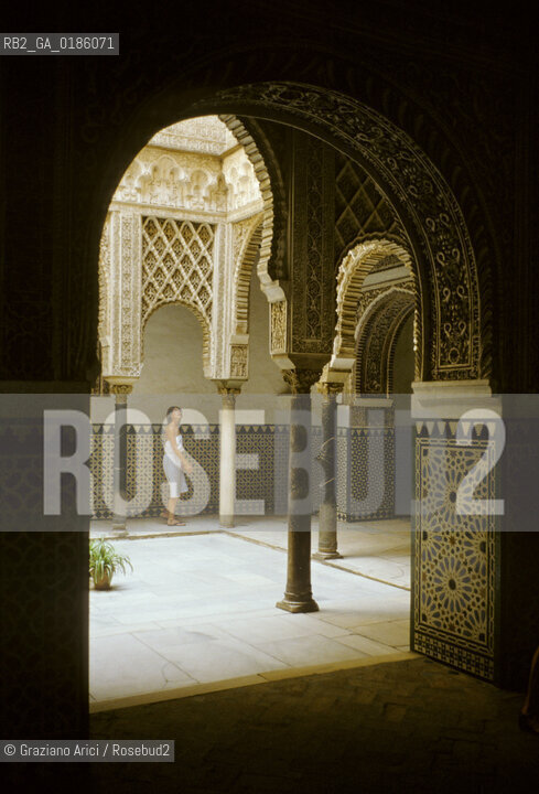 ( SPAGNA  ) ANDALUSIA  SIVIGLIA  : IL PALAZZO DELLALCAZAR GIARDINO    © 1980 Graziano Arici/Rosebud2 / GEO ARCHITETTURA ARABO ANDALUSA
