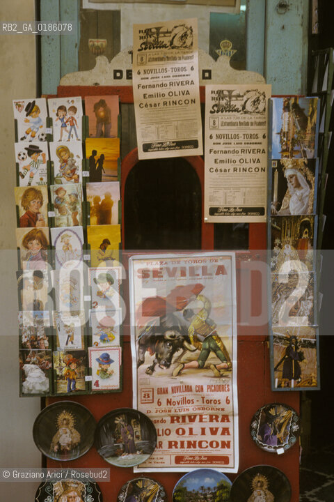 ( SPAGNA  ) ANDALUSIA  SIVIGLIA  : BOTTEGHINO DI CORRIDA    © 1980 Graziano Arici/Rosebud2 / GEO