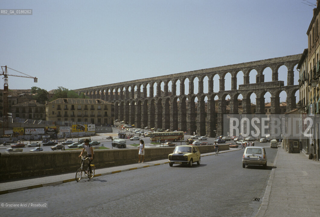 ( SPAGNA  ) CASTIGLIA SEGOVIA   LACQUEDOTTO ROMANO  © 1980 Graziano Arici/Rosebud2 / GEO