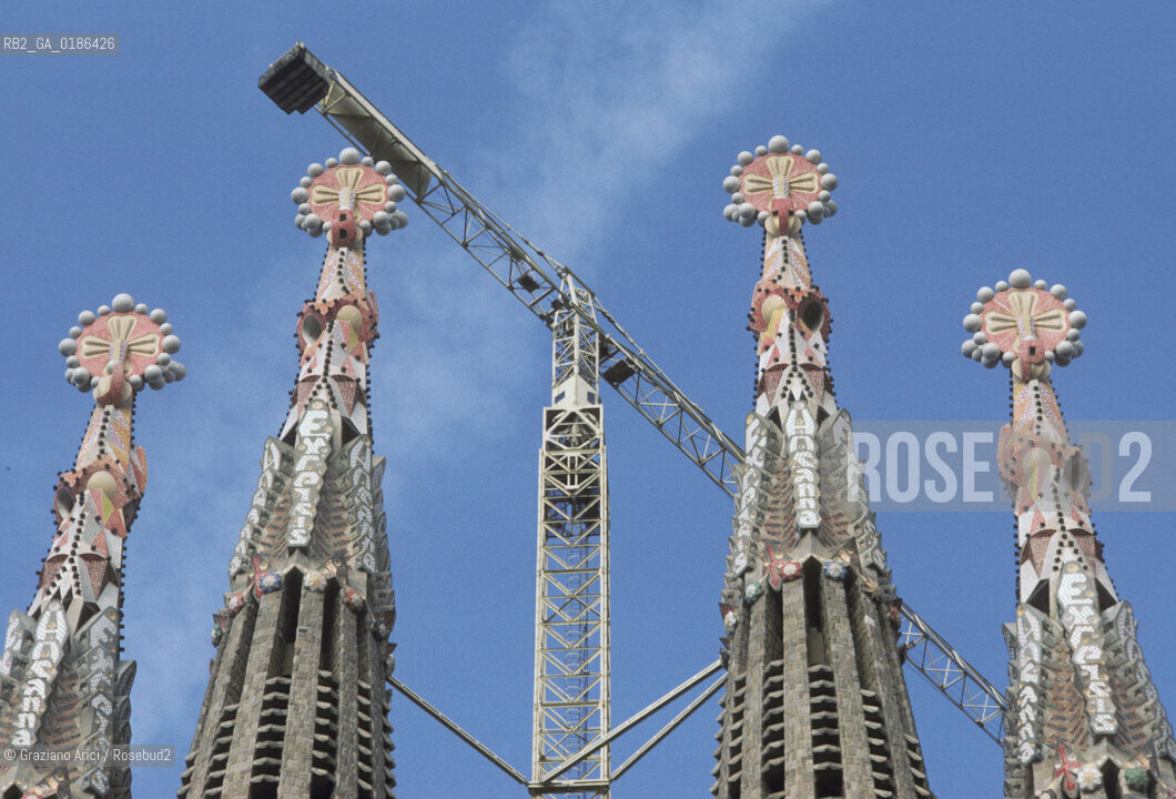 ( SPAGNA  ) CATALOGNA BARCELLONA : LA CATTEDRALE DE LA SAGRADA FAMILIA DI ANTONIO GAUDI   © 1990 Graziano Arici/Rosebud2 / GEO ARCHITETTURA MODERNA
