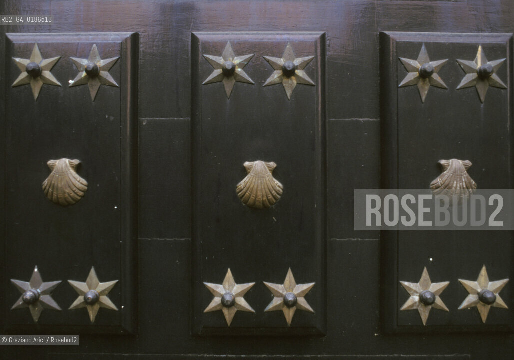 ( SPAGNA  ) GALIZIA SANTIAGO DE COMPOSTELA : LA CATTEDRALE PORTALE   © 2000 Graziano Arici/Rosebud2 / GEO CONCHIGLIA