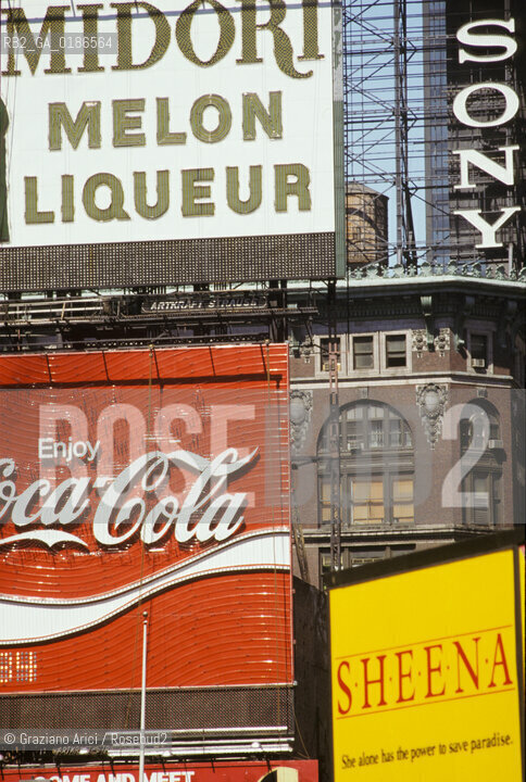 ( STATI UNITI DAMERICA - USA  ) NEW YORK CITY : BROADWAY  - © 1986 Graziano Arici/Rosebud2 / GEO / INSEGNA