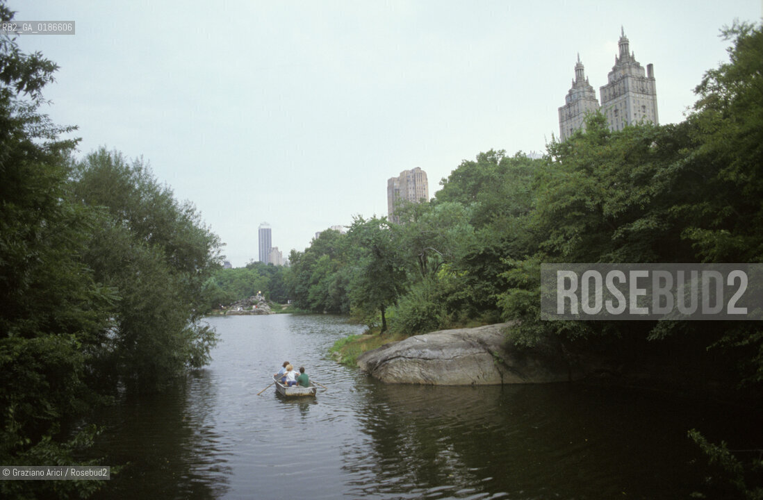 ( STATI UNITI DAMERICA - USA  ) NEW YORK CITY :CENTRAL PARK  - © 1986 Graziano Arici/Rosebud2 / GEO / PARCO / GIARDINO