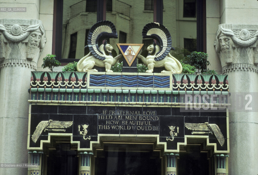 ( STATI UNITI DAMERICA - USA  ) NEW YORK CITY :  GRATTACIELO  - © 1986 Graziano Arici/Rosebud2 / GEO