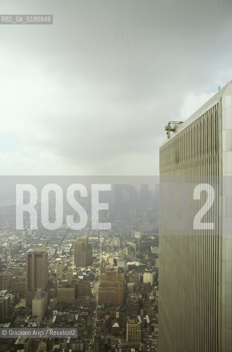 ( STATI UNITI DAMERICA - USA  ) NEW YORK CITY : LA CITTA VISTA DAL GRATTACIELO WORD TRADE CENTER  - © 1986 Graziano Arici/Rosebud2 / GEO