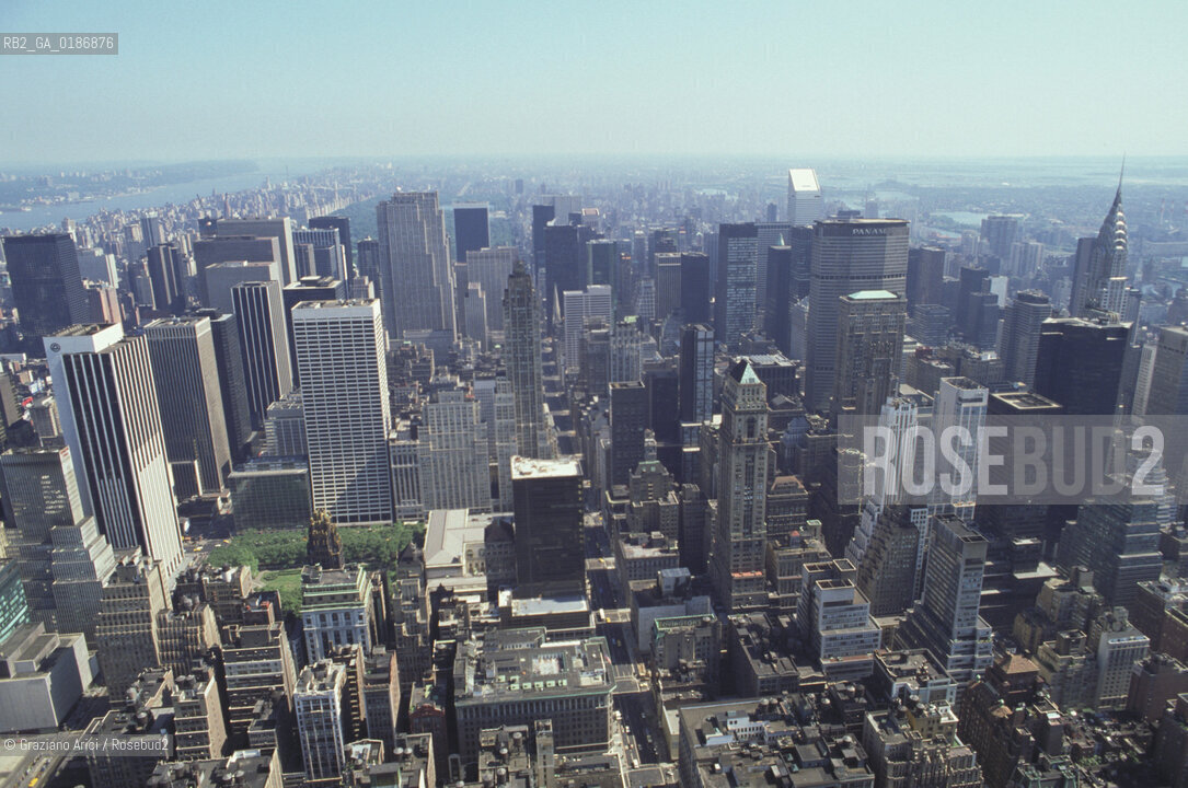 ( STATI UNITI DAMERICA - USA  ) NEW YORK CITY : LA CITTA VISTA DA UN GRATTACIELO   - © 1986 Graziano Arici/Rosebud2 / GEO