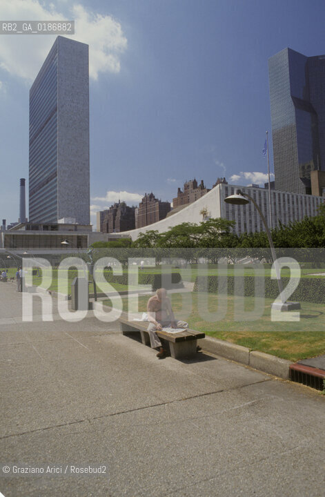 ( STATI UNITI DAMERICA - USA  ) NEW YORK CITY :IL GRATTACIELO DELLE NAZIONI UNITE ( ONU )    - © 1986 Graziano Arici/Rosebud2 / GEO