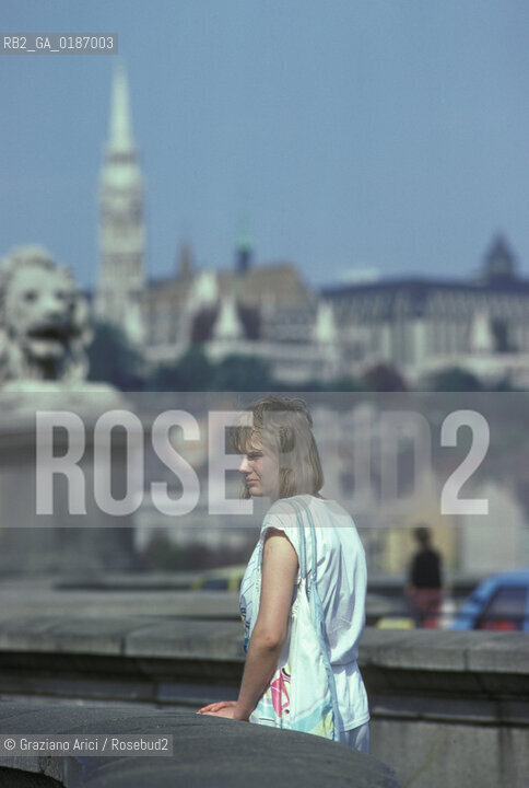 ( UNGHERIA  ) BUDAPEST : IL PONTE DELLE CATENE  © 2000 Graziano Arici/Rosebud2 / GEO