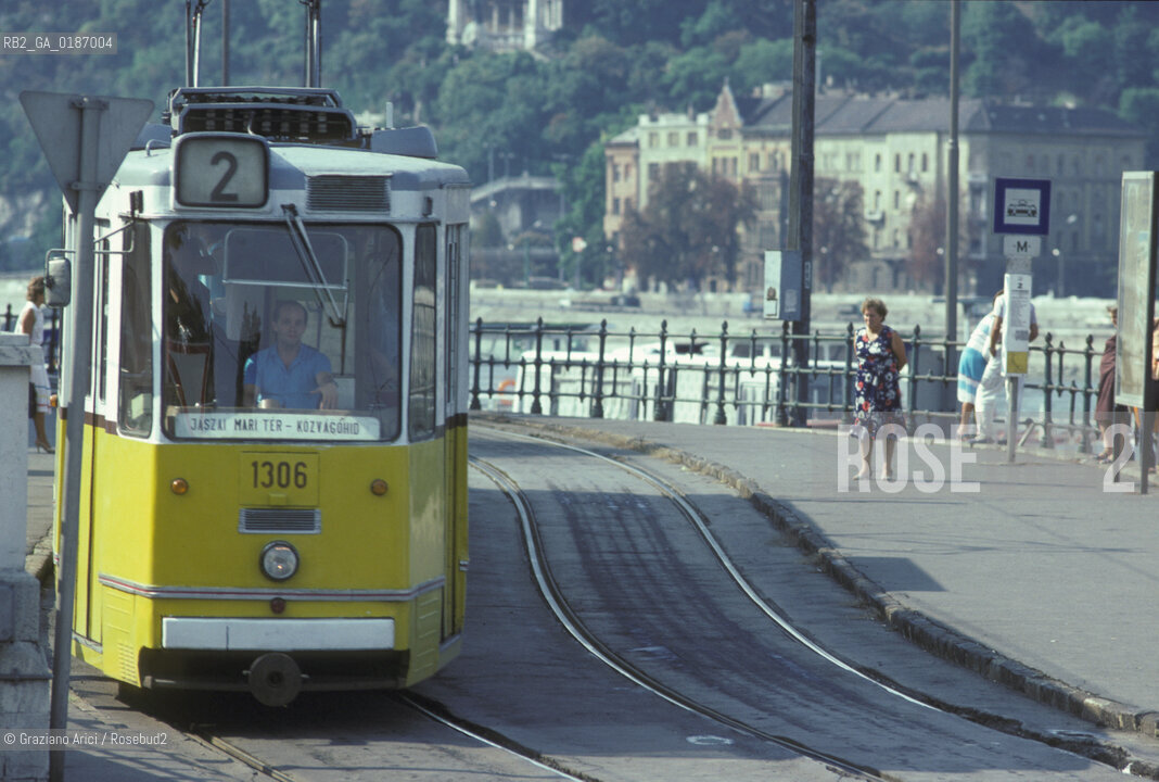 ( UNGHERIA  ) BUDAPEST : IL TRAM  © 2000 Graziano Arici/Rosebud2 / GEO