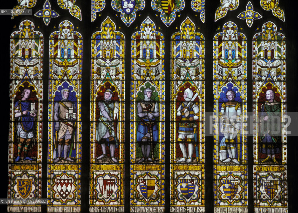 ( GRAN BRETAGNA  )  LUDLOW  : CHIESA DI ST.LAWRENCE  © 1990 Graziano Arici/Rosebud2 / GEO / SHROPSHIRE /  VETRATE RE