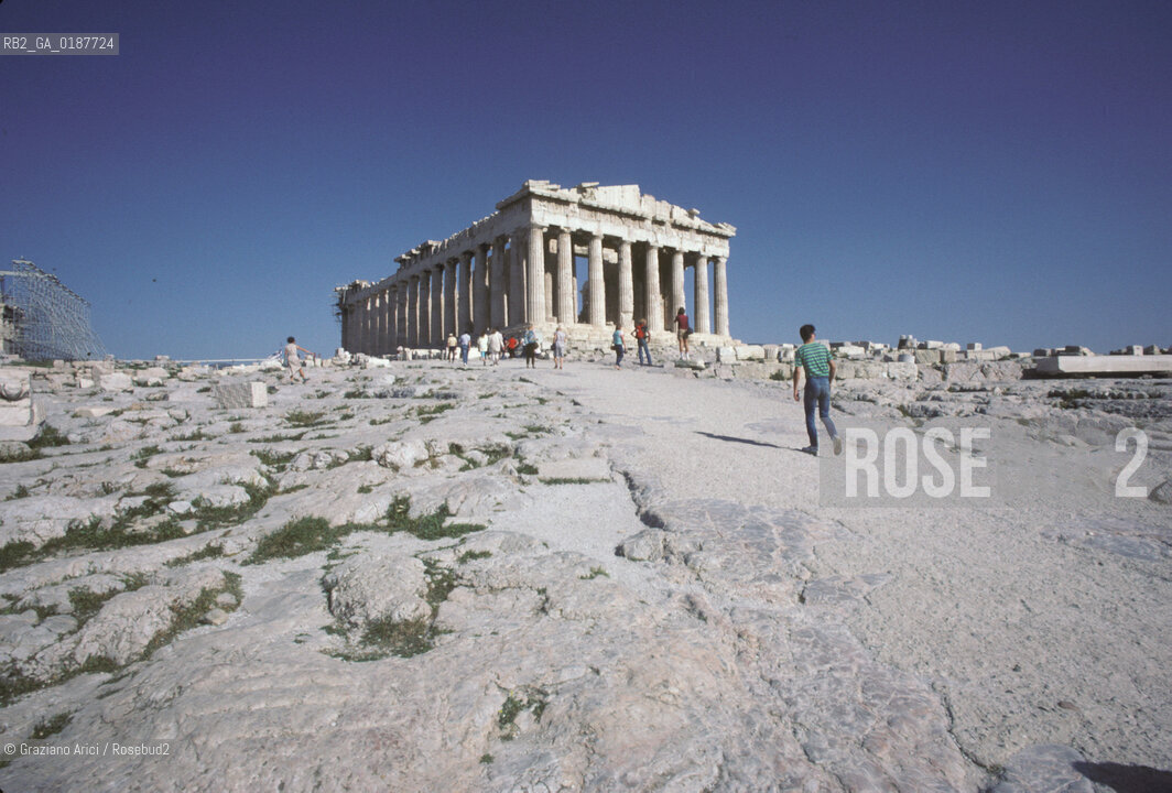 ( GRECIA  ) ATENE : ACROPOLI E PARTENONE  - © 1990 Graziano Arici/Rosebud2 / GEO / TEMPIO DI ATENA