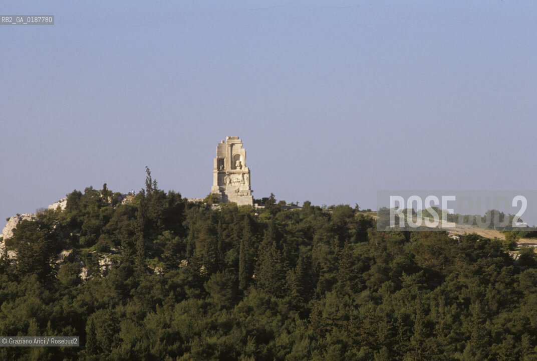 ( GRECIA  ) ATENE : COLLINA DELLE MUSE E MONUMENTO DI PHILOPAPPOS  - © 1990 Graziano Arici/Rosebud2 / GEO
