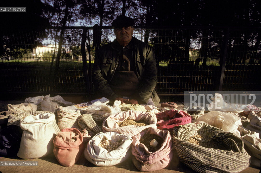 ( GRECIA  ) NAUPLIA : MERCATO AL PORTO - © 1990 Graziano Arici/Rosebud2 / GEO / PELOPPONESO