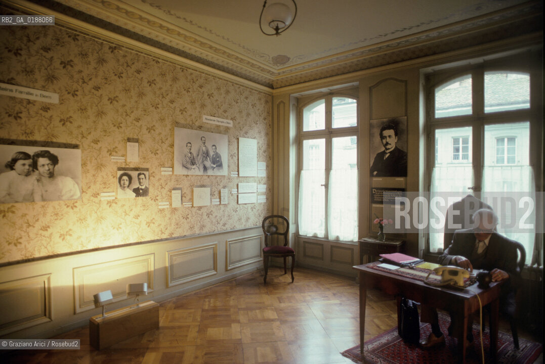 ( SVIZZERA CONFEDERAZIONE ELVETICA  ) BERNA : LA CASA NATALE DI ALBERT EINSTEIN  © 1995 Graziano Arici/Rosebud2 / GEO / SCIENZA