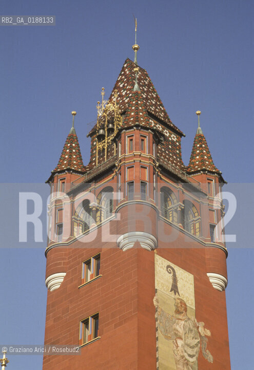 ( SVIZZERA CONFEDERAZIONE ELVETICA  ) BASILEA :  IL MUNICIPIO RATHAUS  © 1995 Graziano Arici/Rosebud2 / GEO ROSSO