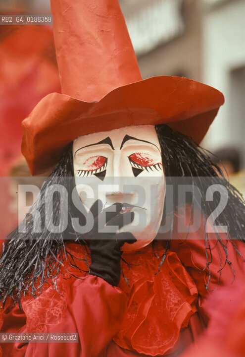 ( SVIZZERA CONFEDERAZIONE ELVETICA  ) BASILEA :  IL CARNEVALE    © 1995 Graziano Arici/Rosebud2 / GEO / MASCHERA