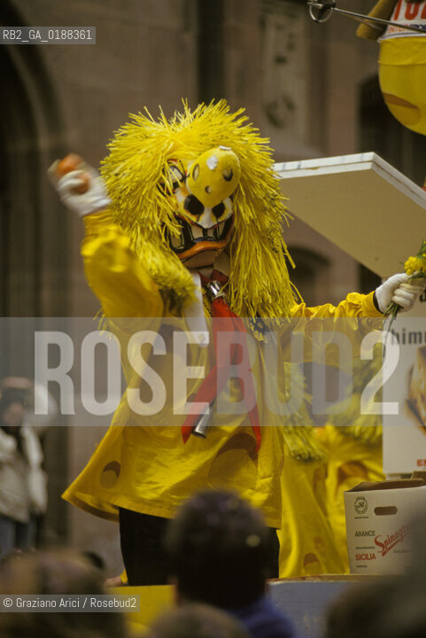 ( SVIZZERA CONFEDERAZIONE ELVETICA  ) BASILEA :  IL CARNEVALE    © 1995 Graziano Arici/Rosebud2 / GEO / MASCHERA