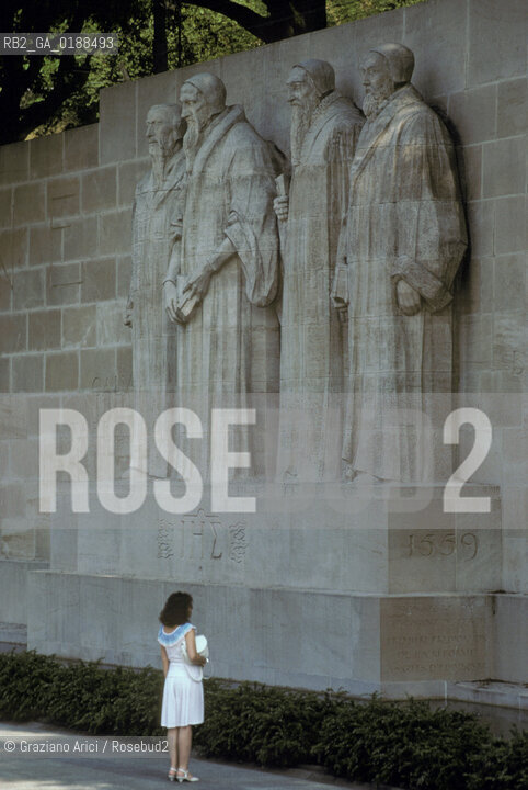 ( SVIZZERA CONFEDERAZIONE ELVETICA  ) CANTONE DI GINEVRA  GINEVRA : PARCO DEI BASTIONI MONUMENTO ALLA RIFORMA FAREL , CALVINO , DE BEZE E KNOX   © 1995 Graziano Arici/Rosebud2 / GEO PROTESTANTI