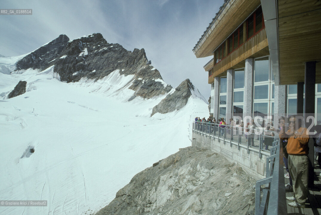 ( SVIZZERA CONFEDERAZIONE ELVETICA  ) CANTONE DI BERNA  RIFUGIO DEL JUNGFRAUJOCH   © 1995 Graziano Arici/Rosebud2 / GEO NEVE MONTAGNA