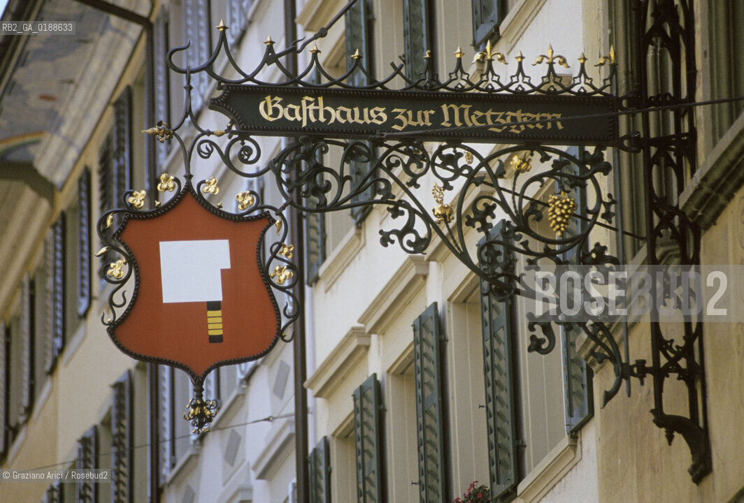 ( SVIZZERA CONFEDERAZIONE ELVETICA  ) CANTONE DI LUCERNA LUCERNA : INSEGNA DI MACELLERIA   © 1995 Graziano Arici/Rosebud2 / GEO