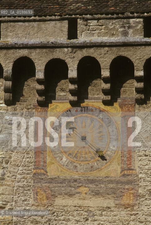 ( SVIZZERA CONFEDERAZIONE ELVETICA  ) CANTONE DI VAUD IL CASTELLO DI CHILLON TORRE DELLOROLOGIO   © 1995 Graziano Arici/Rosebud2 / GEO